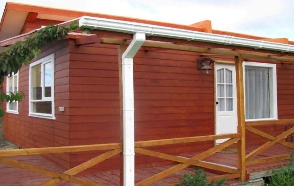 Hostal Y Cabanas Ainil Punta Arenas Ngoại thất bức ảnh